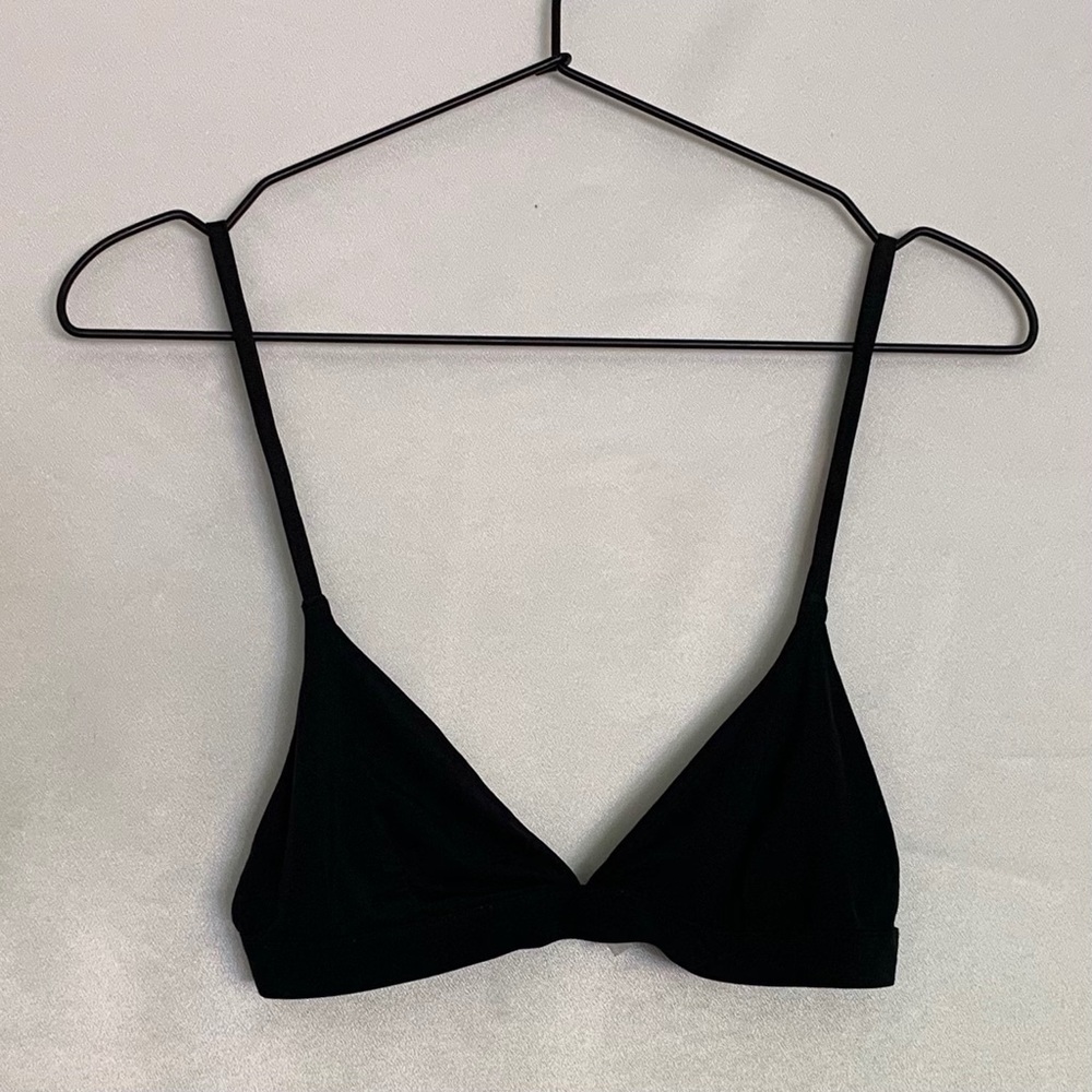 Babaton Aritzia Black Bralette